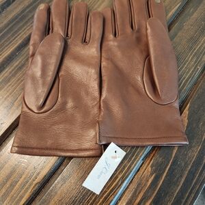 Stylish Brown Leather Gloves